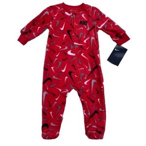 NWT Nike Red Fleece Infant One Piece Footed Sleeper Infant 6 Months